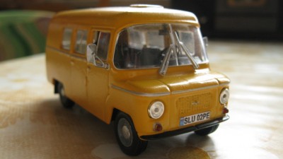 02.jpg