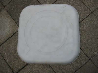 Rolnicza właz 01.jpg